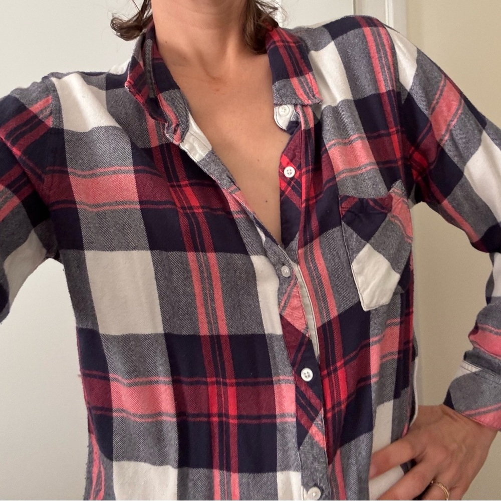 Hunter Rails Button-Up Plaid Flannel size XL but fits more like a women’s Large.